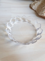 Large dampening dish